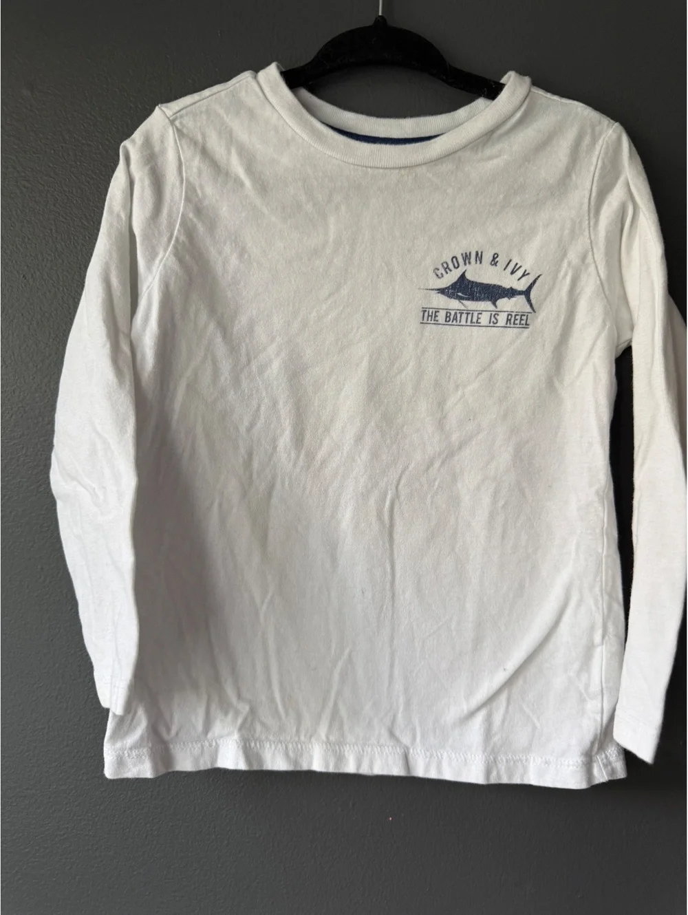 Crown & Ivy Kids White Long Sleeve T-Shirt with Fish Design Size 2T